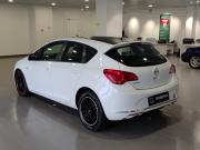Opel Astra J Казань  - изображение 30