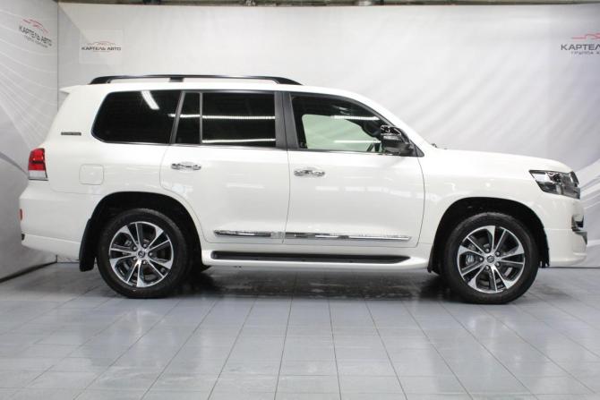 Toyota Land Cruiser 200 Series Рестайлинг 2 с пробегом 2020 года, цена 12 500 000 рублей, 3800 км, внедорожник, Автокод Объявления
