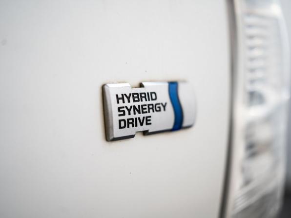 Toyota Prius Alpha I (ZVW40/41) с пробегом 2012 года, цена 1 150 000 рублей, 240000 км, универсал, Автокод Объявления