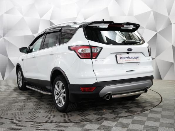 Ford Kuga II Рестайлинг с пробегом 2017 года, цена 1 650 000 рублей, 95200 км, внедорожник, Автокод Объявления