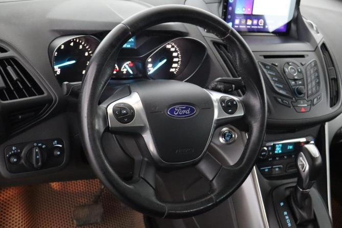 Ford Kuga II с пробегом 2014 года, цена 1 349 000 рублей, 117800 км, внедорожник, Автокод Объявления