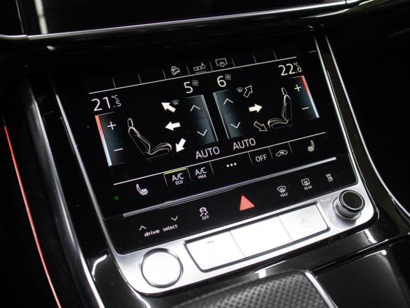 Audi Q8 I (4M) с пробегом 2019 года, цена 6 300 000 рублей, 175457 км, внедорожник, Автокод Объявления