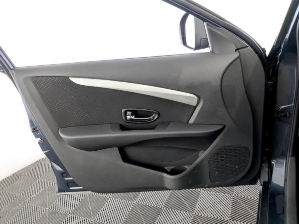 Nissan Almera III (G15) с пробегом 2017 года, цена 950 000 рублей, 63194 км, седан, Автокод Объявления