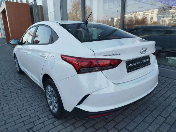 Hyundai Solaris II Рестайлинг с пробегом 2021 года, цена 1 345 000 рублей, 87792 км, седан, Автокод Объявления