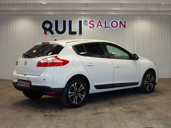 Renault Megane III Рестайлинг с пробегом 2012 года, цена 735 000 рублей, 138887 км, хэтчбек, Автокод Объявления
