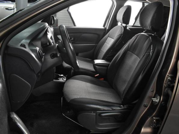 Renault Sandero II Рестайлинг с пробегом 2020 года, цена 939 000 рублей, 207356 км, хэтчбек, Автокод Объявления