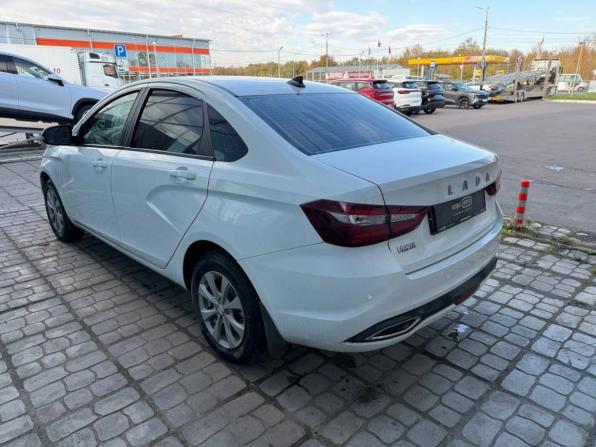 Lada (ВАЗ) Vesta I Рестайлинг (NG) с пробегом 2024 года, цена 1 335 000 рублей, 13613 км, седан, Автокод Объявления