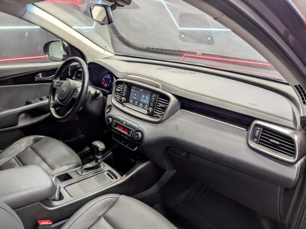 Kia Sorento III Prime Рестайлинг с пробегом 2019 года, цена 2 590 000 рублей, 112065 км, внедорожник, Автокод Объявления