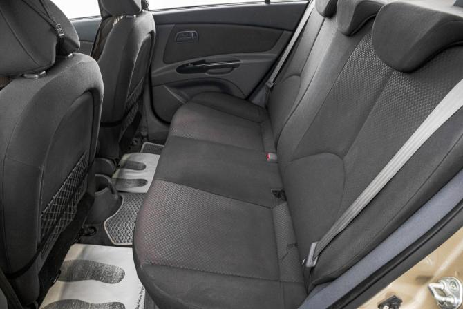 Kia Rio II Рестайлинг с пробегом 2010 года, цена 679 000 рублей, 208000 км, седан, Автокод Объявления