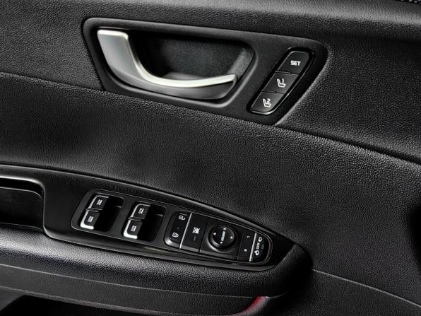 Kia Optima IV Рестайлинг с пробегом 2020 года, цена 2 188 000 рублей, 126288 км, седан, Автокод Объявления