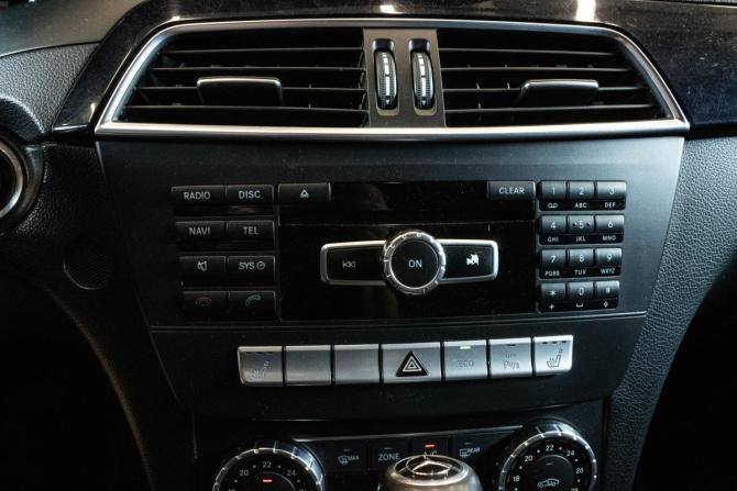 Mercedes-Benz C-Класс III (W204) Рестайлинг с пробегом 2012 года, цена 1 569 000 рублей, 265053 км, седан, Автокод Объявления