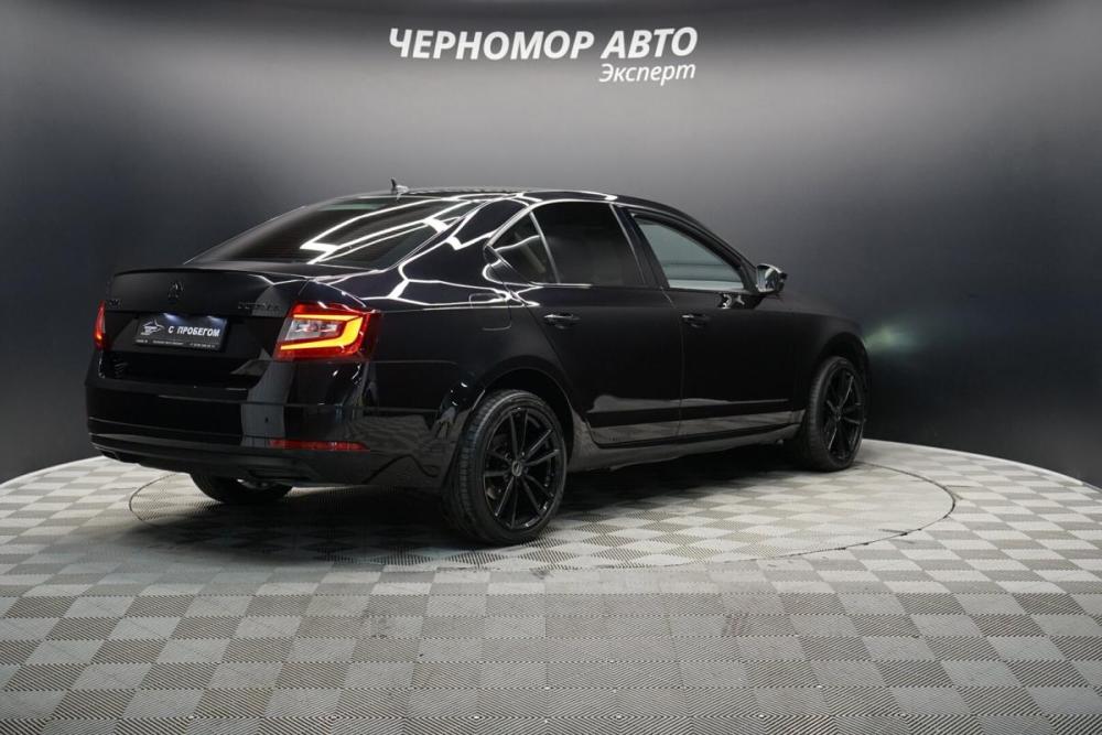 Skoda Octavia III (A7) Рестайлинг Крым  - изображение 5