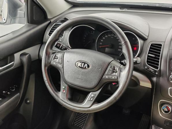 Kia Sorento II Рестайлинг с пробегом 2012 года, цена 1 649 000 рублей, 88497 км, внедорожник, Автокод Объявления