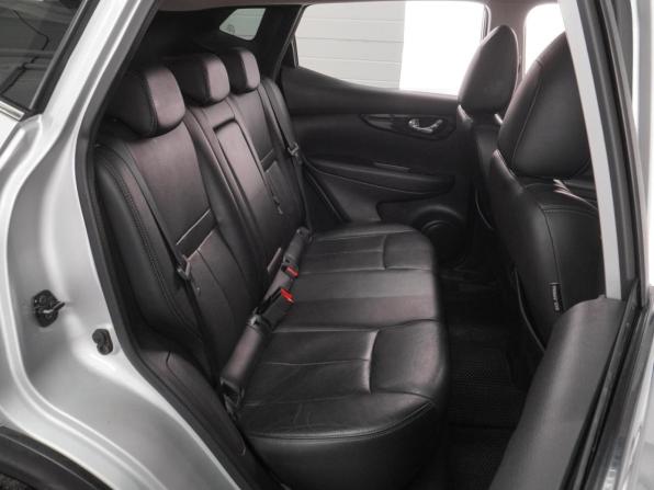Nissan Qashqai II с пробегом 2016 года, цена 1 696 000 рублей, 118284 км, внедорожник, Автокод Объявления