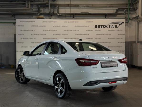 Lada (ВАЗ) Vesta I Рестайлинг (NG) с пробегом 2024 года, цена 1 319 000 рублей, 23000 км, седан, Автокод Объявления