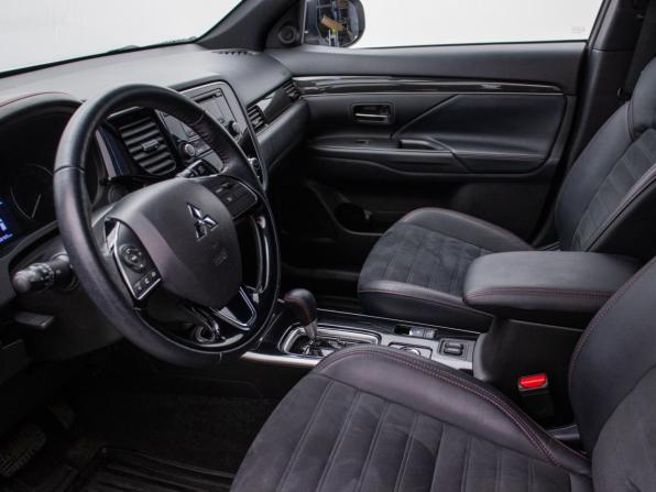 Mitsubishi Outlander III Рестайлинг 3 с пробегом 2021 года, цена 2 590 000 рублей, 68102 км, внедорожник, Автокод Объявления