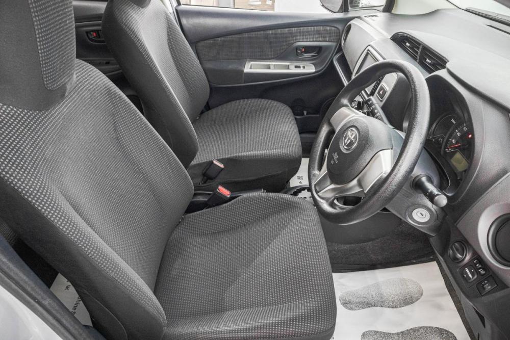 Toyota Vitz III (XP130) Рестайлинг Барнаул  - изображение 12