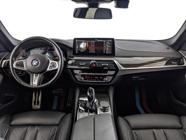 BMW 5 серии VII (G30/G31/G38) Рестайлинг с пробегом 2021 года, цена 4 500 000 рублей, 52200 км, седан, Автокод Объявления