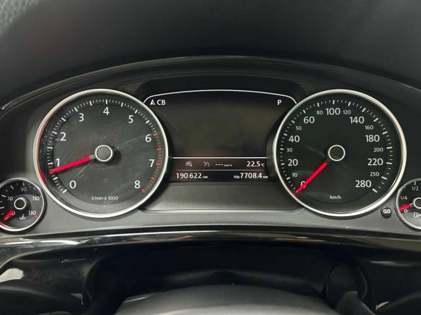 Volkswagen Touareg II Рестайлинг с пробегом 2016 года, цена 3 149 000 рублей, 190800 км, внедорожник, Автокод Объявления