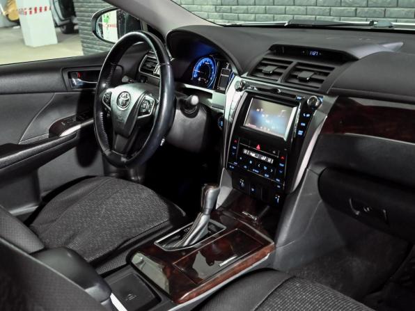 Toyota Camry VII (XV50) Рестайлинг с пробегом 2016 года, цена 2 110 000 рублей, 165934 км, седан, Автокод Объявления