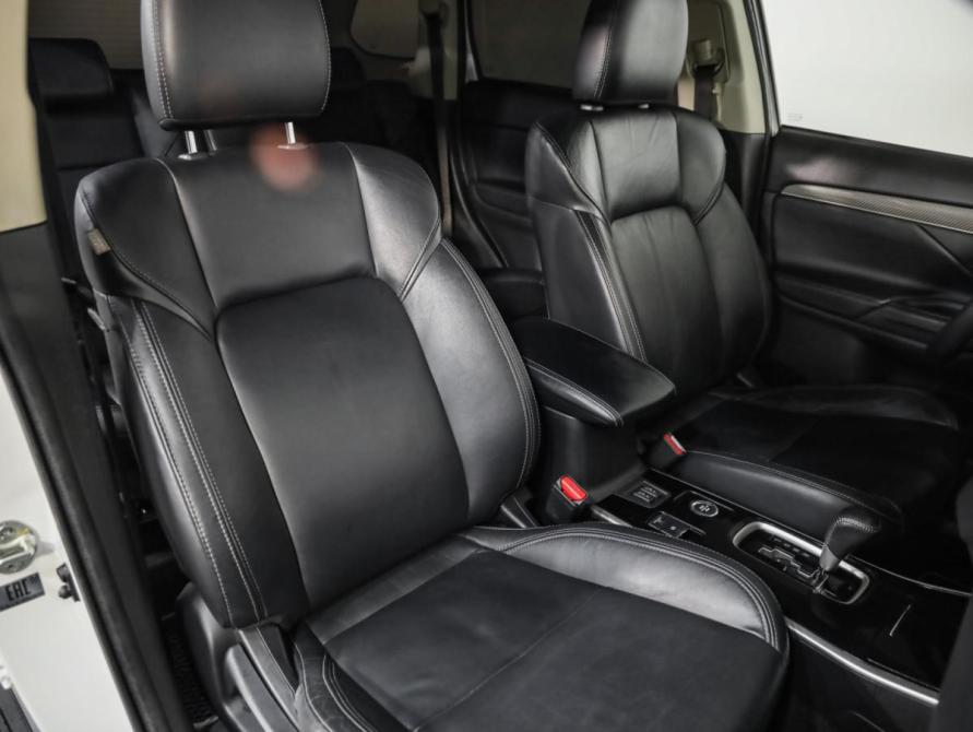 Mitsubishi Outlander III Рестайлинг 3 Санкт-Петербург  - изображение 26