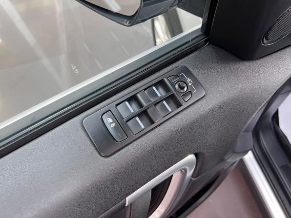 Land Rover Discovery Sport I с пробегом 2016 года, цена 2 590 000 рублей, 131974 км, внедорожник, Автокод Объявления