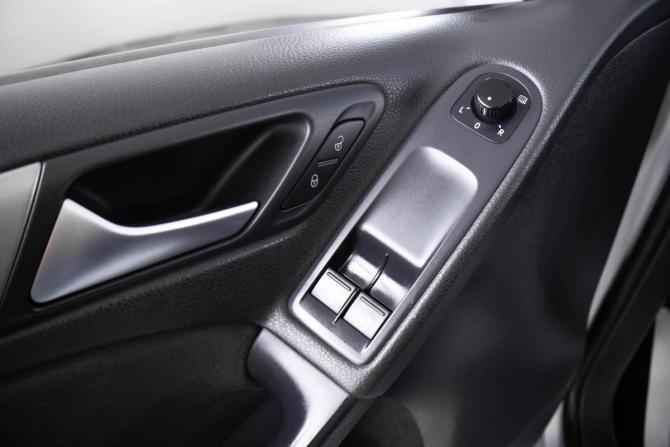 Volkswagen Golf VI с пробегом 2011 года, цена 779 000 рублей, 189240 км, хэтчбек, Автокод Объявления