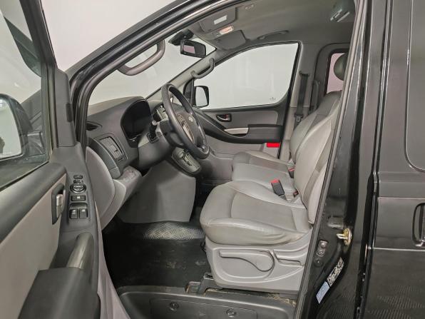 Hyundai Grand Starex I с пробегом 2014 года, цена 2 245 000 рублей, 149892 км, минивэн, Автокод Объявления