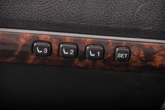 Toyota Land Cruiser 200 Series с пробегом 2011 года, цена 3 299 000 рублей, 268000 км, внедорожник, Автокод Объявления
