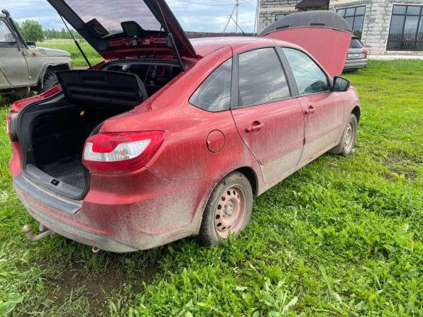 Lada (ВАЗ) Granta I Рестайлинг с пробегом 2019 года, цена 647 000 рублей, 132000 км, хэтчбек, Автокод Объявления