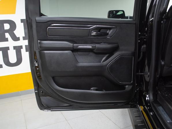 Ram 1500 V с пробегом 2022 года, цена 13 499 000 рублей, 16300 км, offers.body_type.unknown, Автокод Объявления
