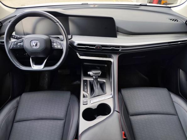 Changan CS35 Plus I Рестайлинг с пробегом 2024 года, цена 1 900 000 рублей, 48584 км, внедорожник, Автокод Объявления