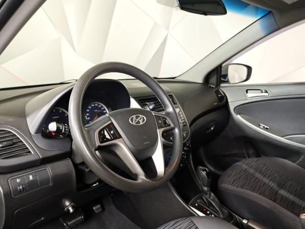 Hyundai Solaris I Рестайлинг с пробегом 2016 года, цена 989 000 рублей, 82271 км, седан, Автокод Объявления