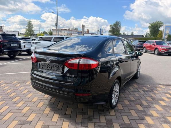 Ford Fiesta Mk6 Рестайлинг с пробегом 2016 года, цена 845 000 рублей, 89080 км, седан, Автокод Объявления