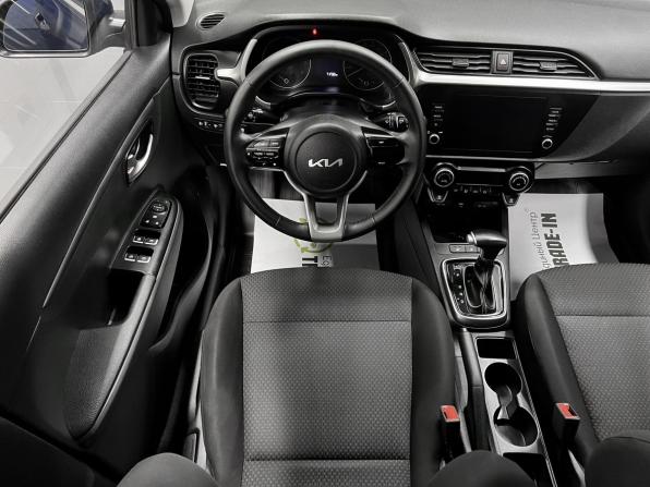 Kia Rio IV Рестайлинг с пробегом 2021 года, цена 1 695 000 рублей, 71732 км, хэтчбек, Автокод Объявления