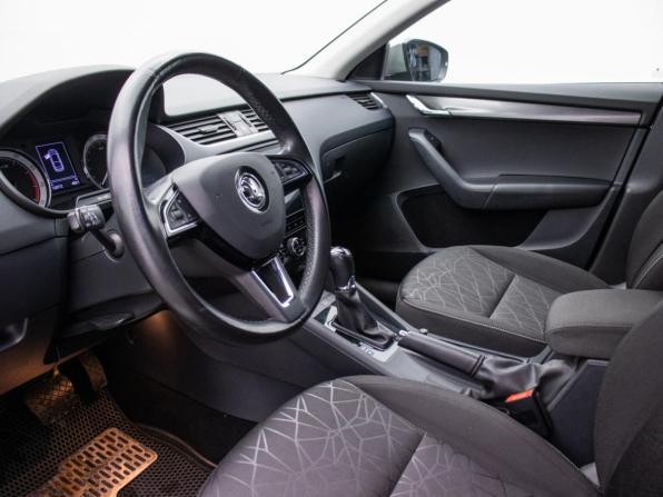 Skoda Octavia III (A7) Рестайлинг с пробегом 2020 года, цена 1 920 000 рублей, 120771 км, лифтбек, Автокод Объявления