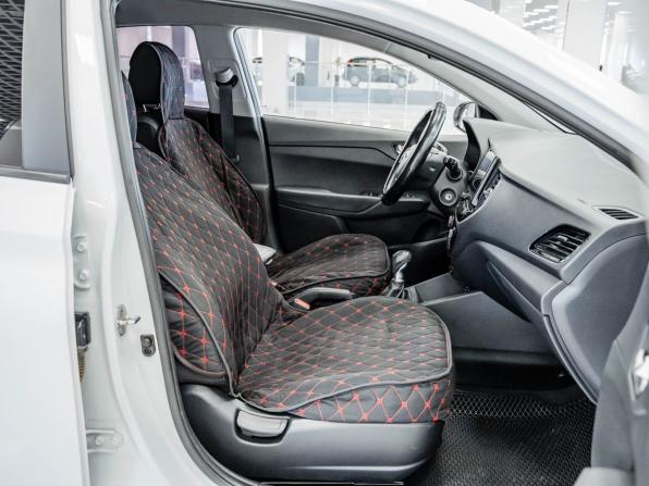 Hyundai Solaris II с пробегом 2019 года, цена 1 361 000 рублей, 102142 км, седан, Автокод Объявления