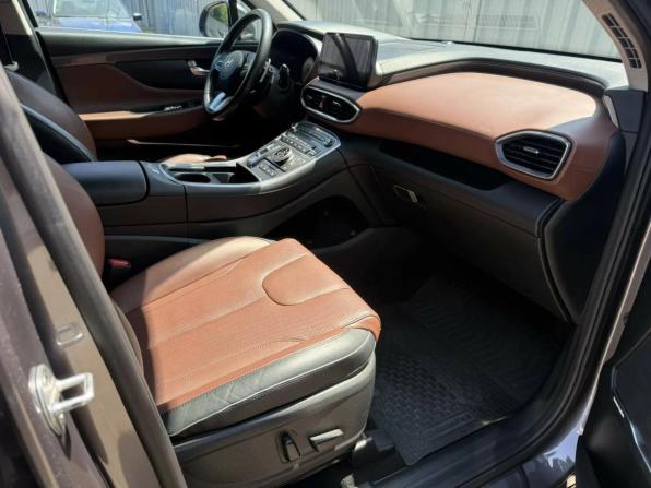 Hyundai Santa Fe IV Рестайлинг с пробегом 2021 года, цена 3 399 000 рублей, 110800 км, внедорожник, Автокод Объявления