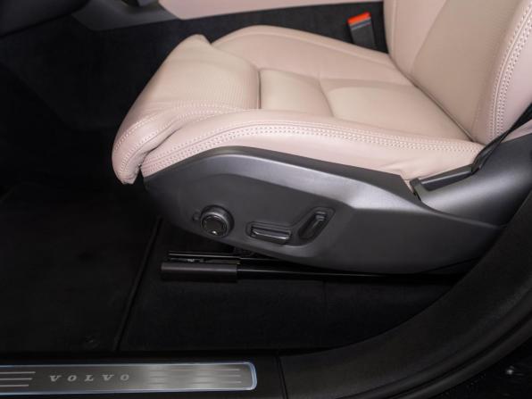 Volvo XC90 II Рестайлинг 2 с пробегом 2025 года, цена 9 700 000 рублей, 15 км, внедорожник, Автокод Объявления