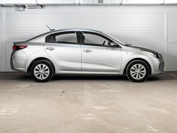 Kia Rio IV с пробегом 2019 года, цена 1 789 000 рублей, 83759 км, седан, Автокод Объявления