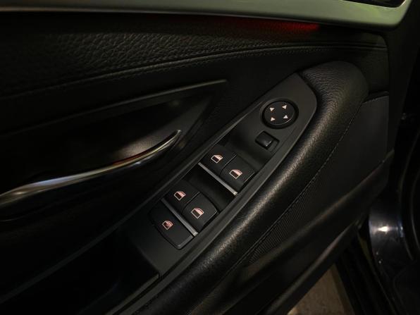 BMW 5 серии VI (F10/F11/F07) с пробегом 2012 года, цена 1 590 000 рублей, 239605 км, седан, Автокод Объявления