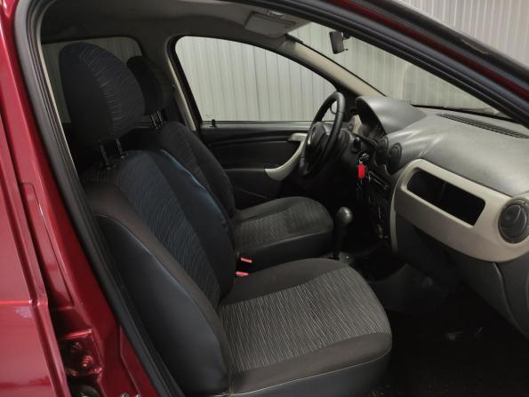 Renault Sandero I с пробегом 2011 года, цена 575 000 рублей, 264855 км, хэтчбек, Автокод Объявления