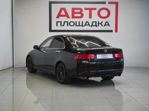 Honda Accord VII Рестайлинг с пробегом 2005 года, цена 689 000 рублей, 241266 км, седан, Автокод Объявления
