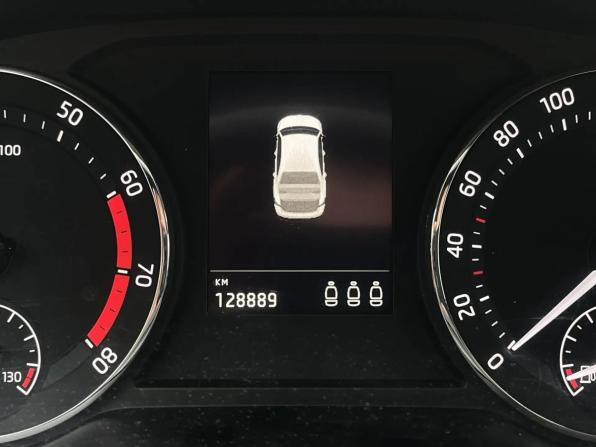 Skoda Octavia IV (A8) с пробегом 2021 года, цена 1 835 000 рублей, 128889 км, лифтбек, Автокод Объявления