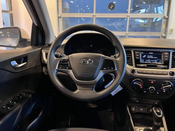 Hyundai Solaris II Рестайлинг с пробегом 2020 года, цена 1 734 000 рублей, 289908 км, седан, Автокод Объявления