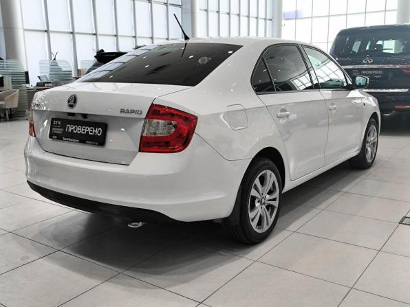 Skoda Rapid I с пробегом 2014 года, цена 830 000 рублей, 146111 км, лифтбек, Автокод Объявления