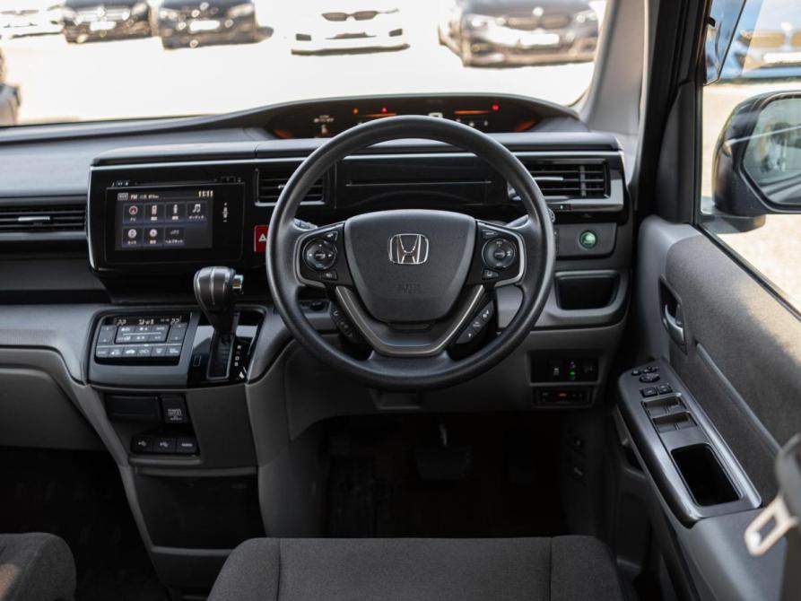 Honda Stepwgn V Сочи  - изображение 25