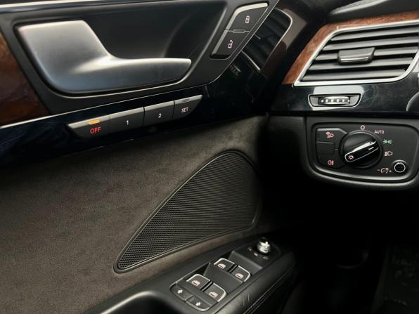 Audi A8 III (D4) Рестайлинг с пробегом 2014 года, цена 2 750 000 рублей, 114541 км, седан, Автокод Объявления