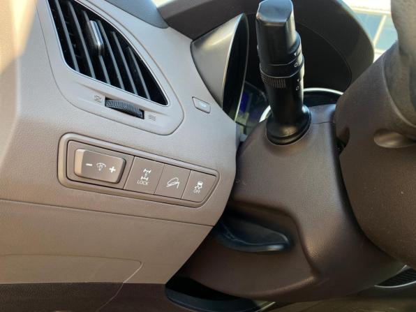 Hyundai ix35 I с пробегом 2010 года, цена 1 299 000 рублей, 115199 км, внедорожник, Автокод Объявления