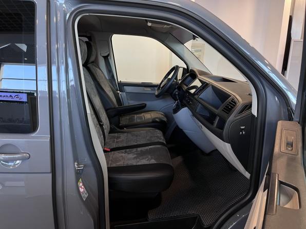 Volkswagen Caravelle T6 с пробегом 2019 года, цена 3 940 000 рублей, 90971 км, минивэн, Автокод Объявления